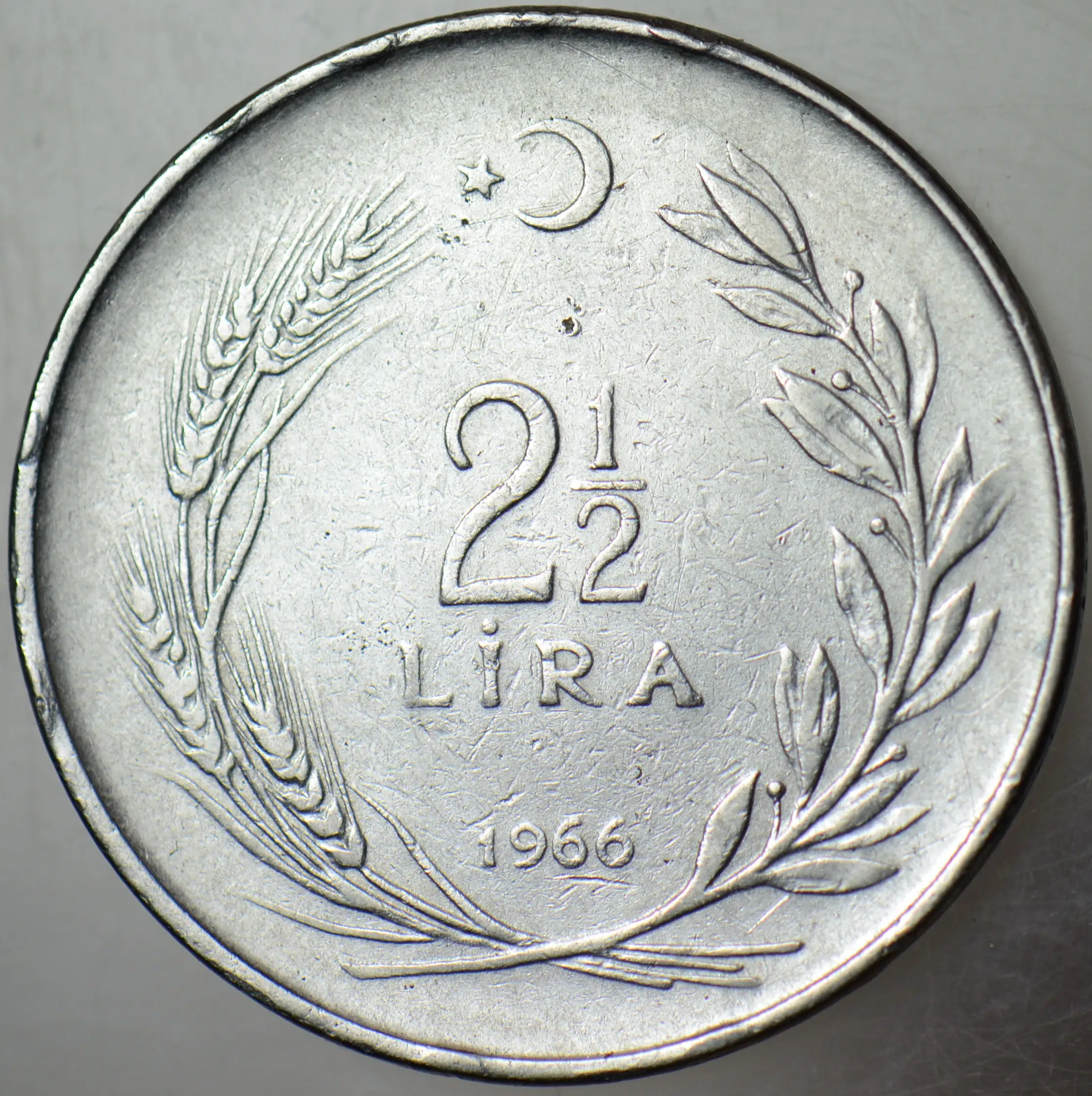 2,5 LİRA 1966.