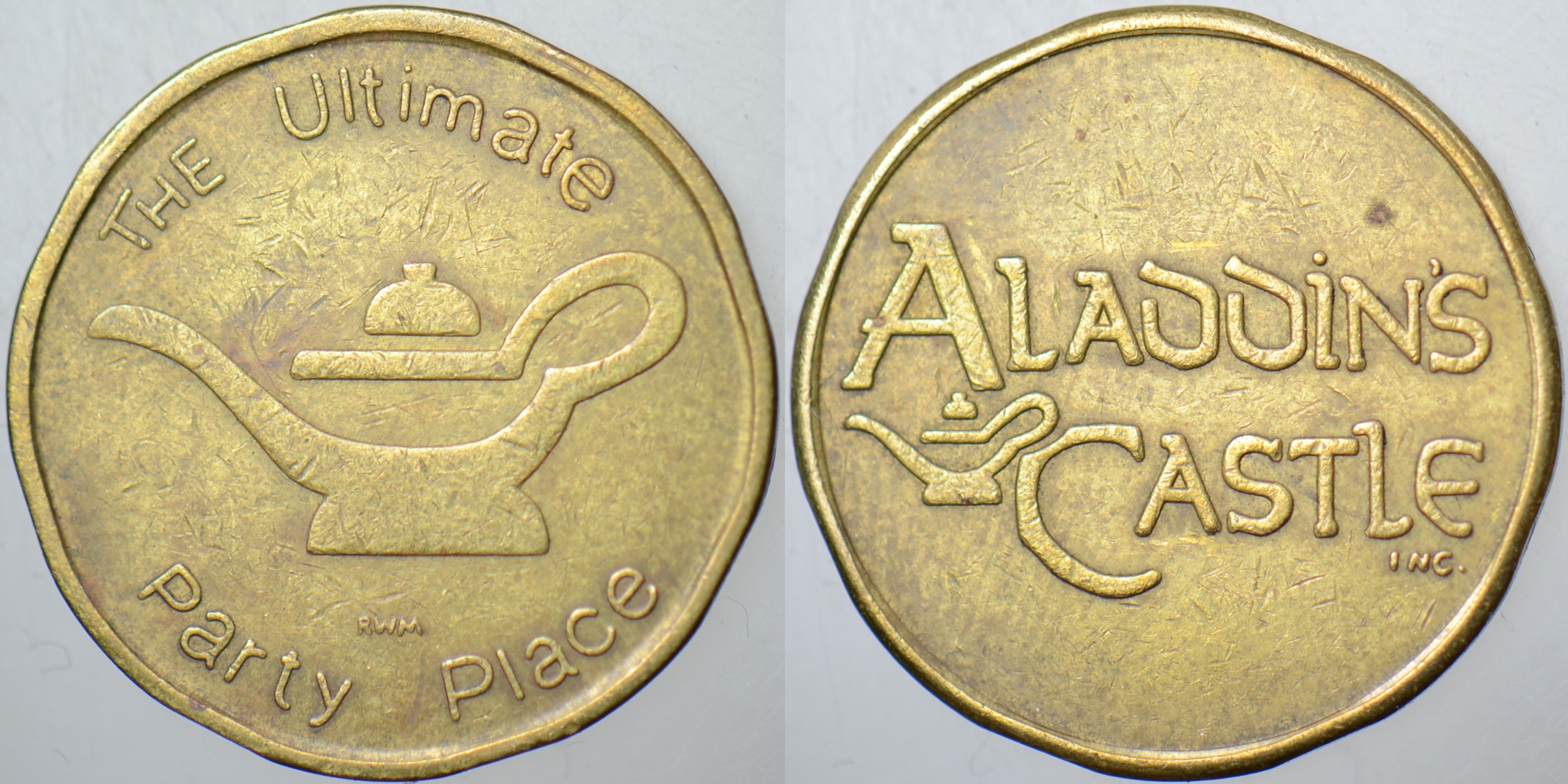 AMERİKA ALADDİN'S CASTLE YABANCI OYUN JETON 21 mm 1 ADET KOLEKSİYONLUK.