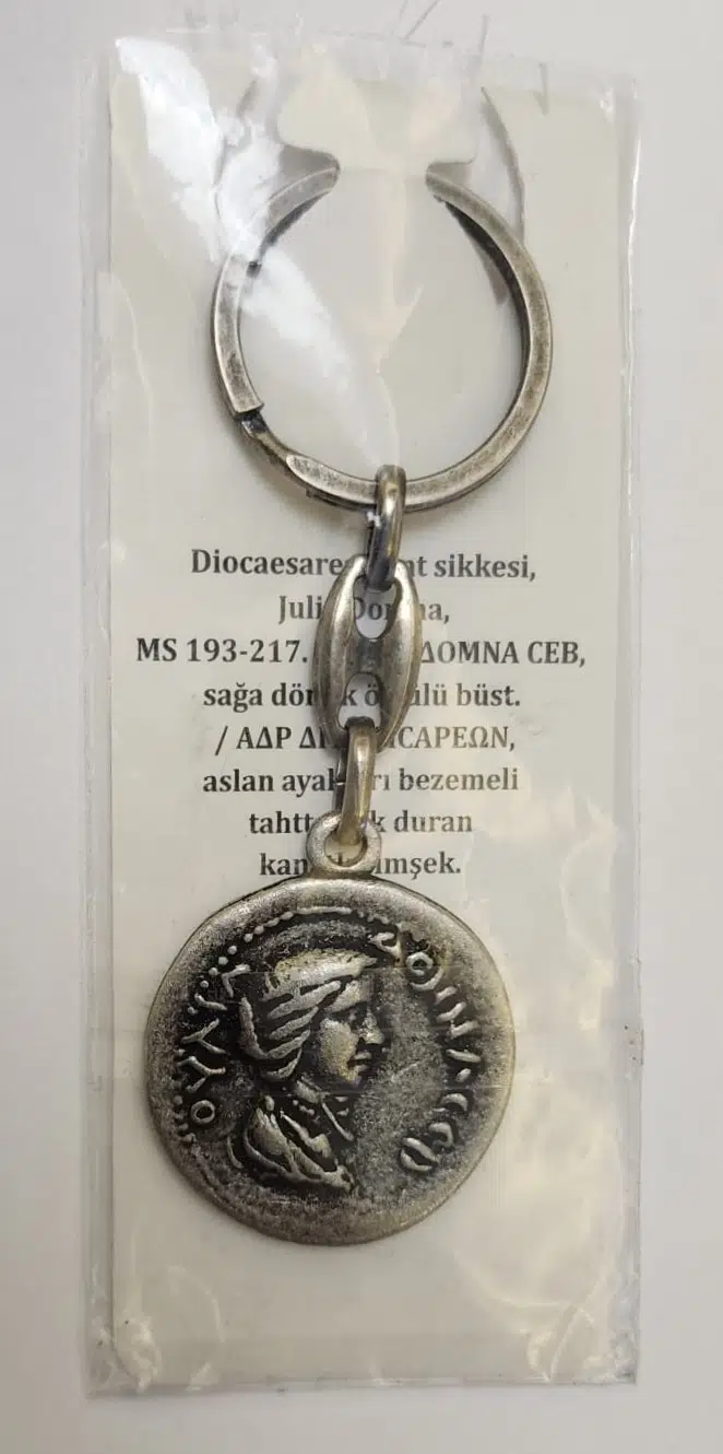 ANTİK ROMA ŞEHİR SİKKESİ TEMALI METAL ANAHTARLIK KİLİKYA.