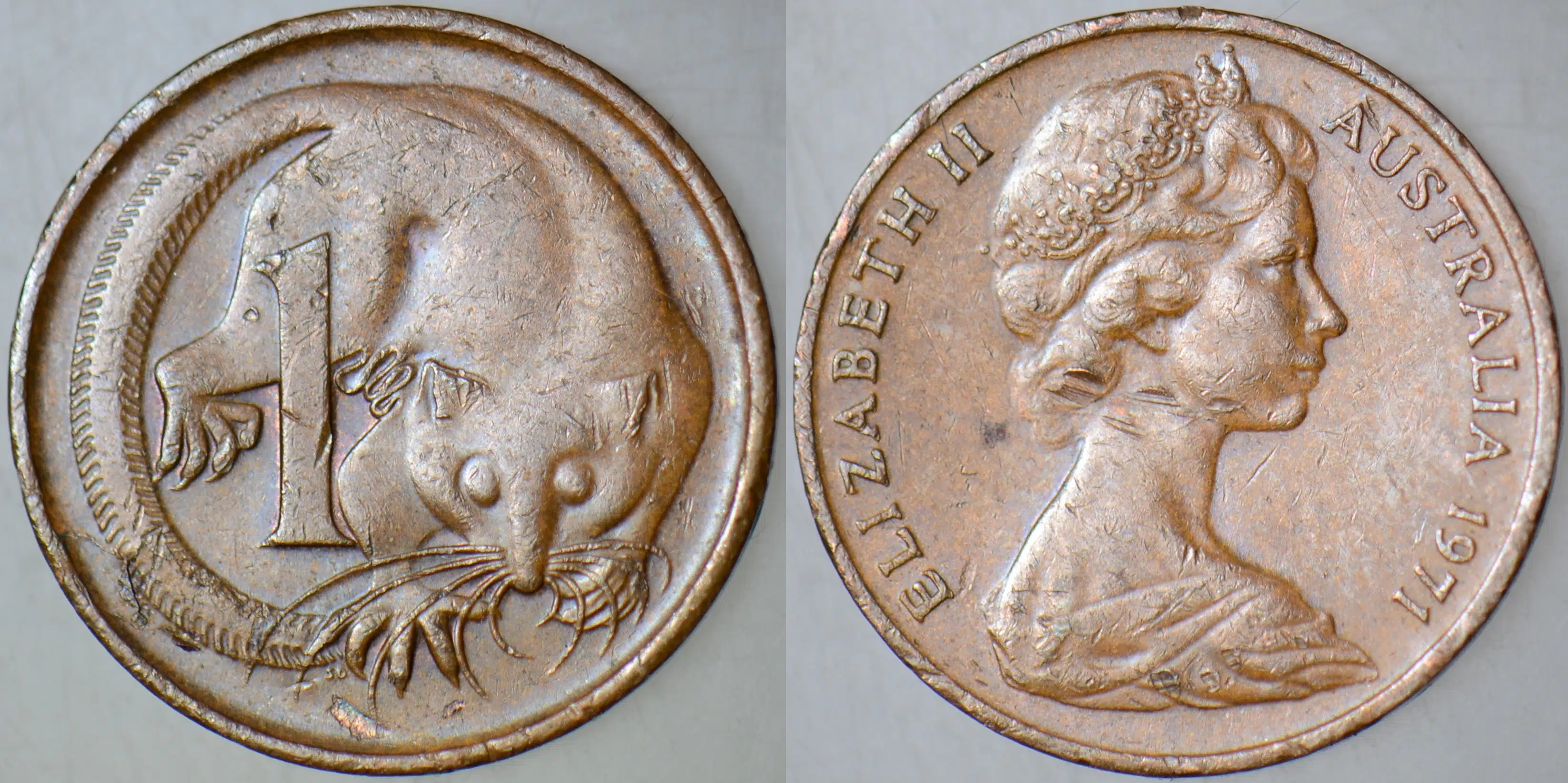 AVUSTRALYA 1 CENT 1971 UÇAN FARE TEMALI. KRALİÇE 17,6 mm.