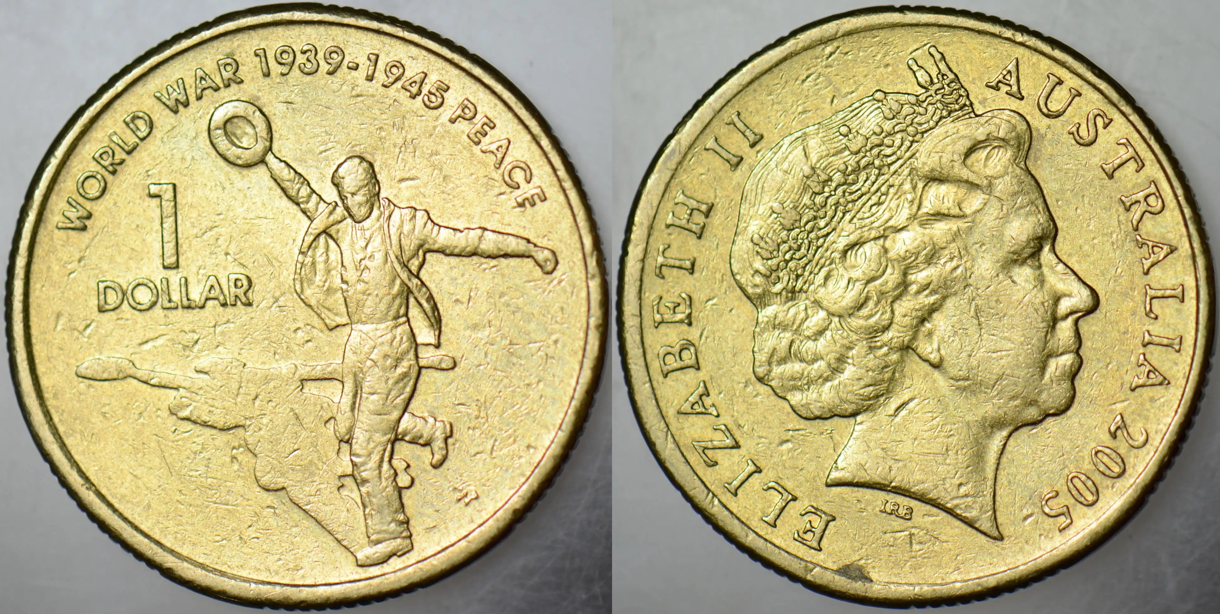 AVUSTRALYA 1 DOLAR 2005 II. DÜNYA SAVAŞIN BİTİŞİ 60. YILI SİRKÜLASYON HATIRA. KRALİÇE II. ELİZABETH.