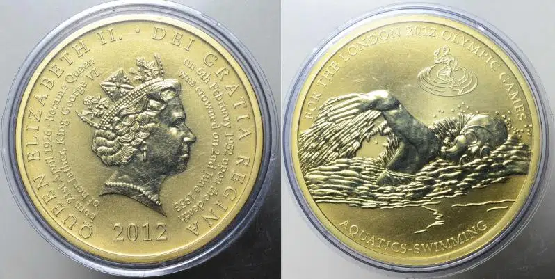 BİRLEŞİK KRALLIK LONDRA 2012 OLİMPİYATLARI-YÜZME TEMALI MADALYON. KRALİÇE II. ELİZABETH. 40 mm ÇİL.