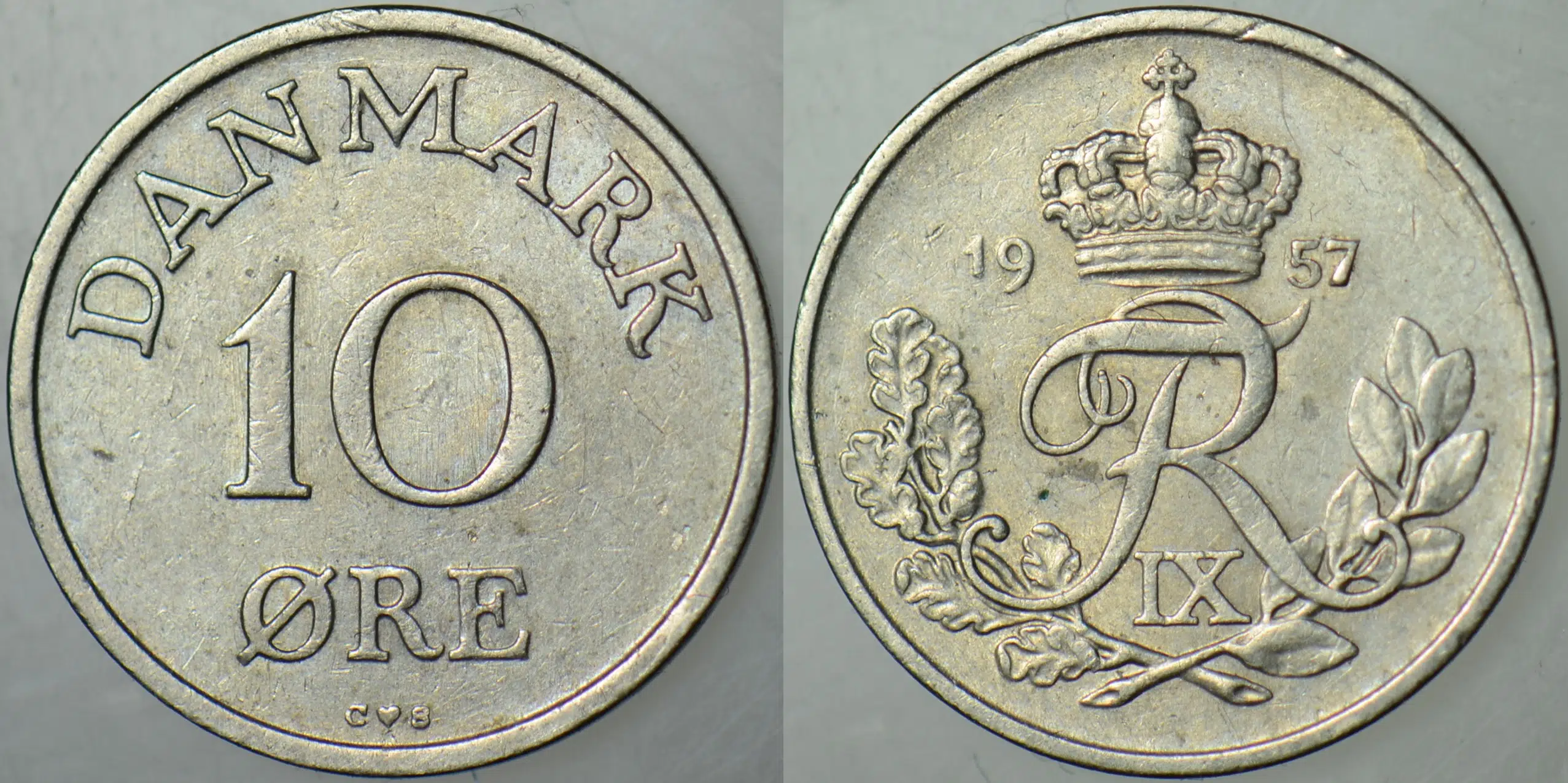 DANİMARKA 10 ÖRE 1957 KRAL 9. FREDERİK DÖNEMİ.