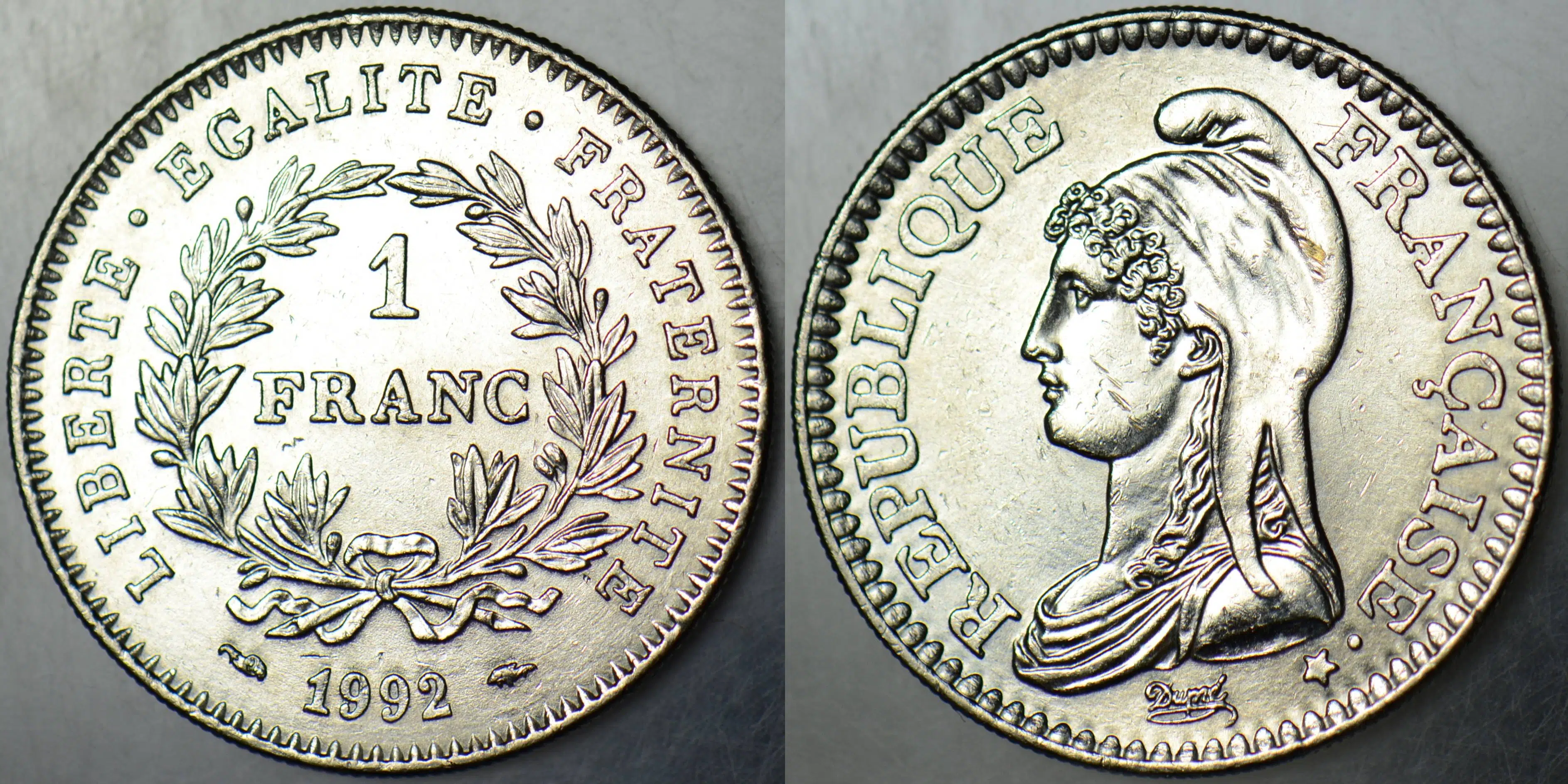 FRANSA 1 FRANK 1992 HATIRA-BİRİNCİ CUMHURİYETİN 200. YILI 24 mm ÇİLALTI+