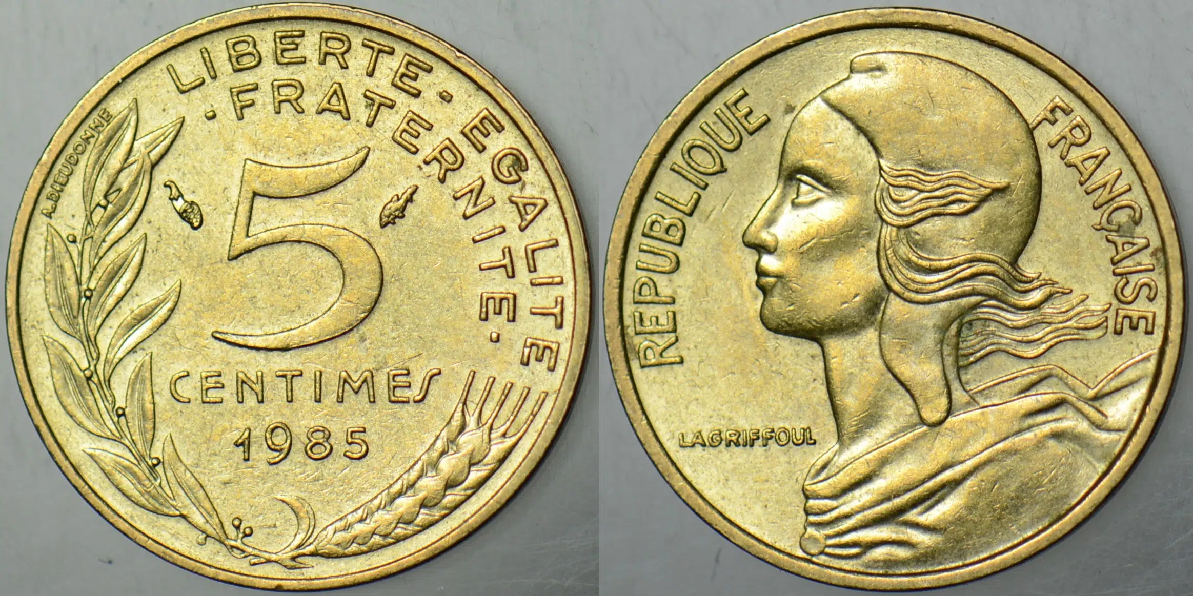 FRANSA 5 CENTIMES 1985.