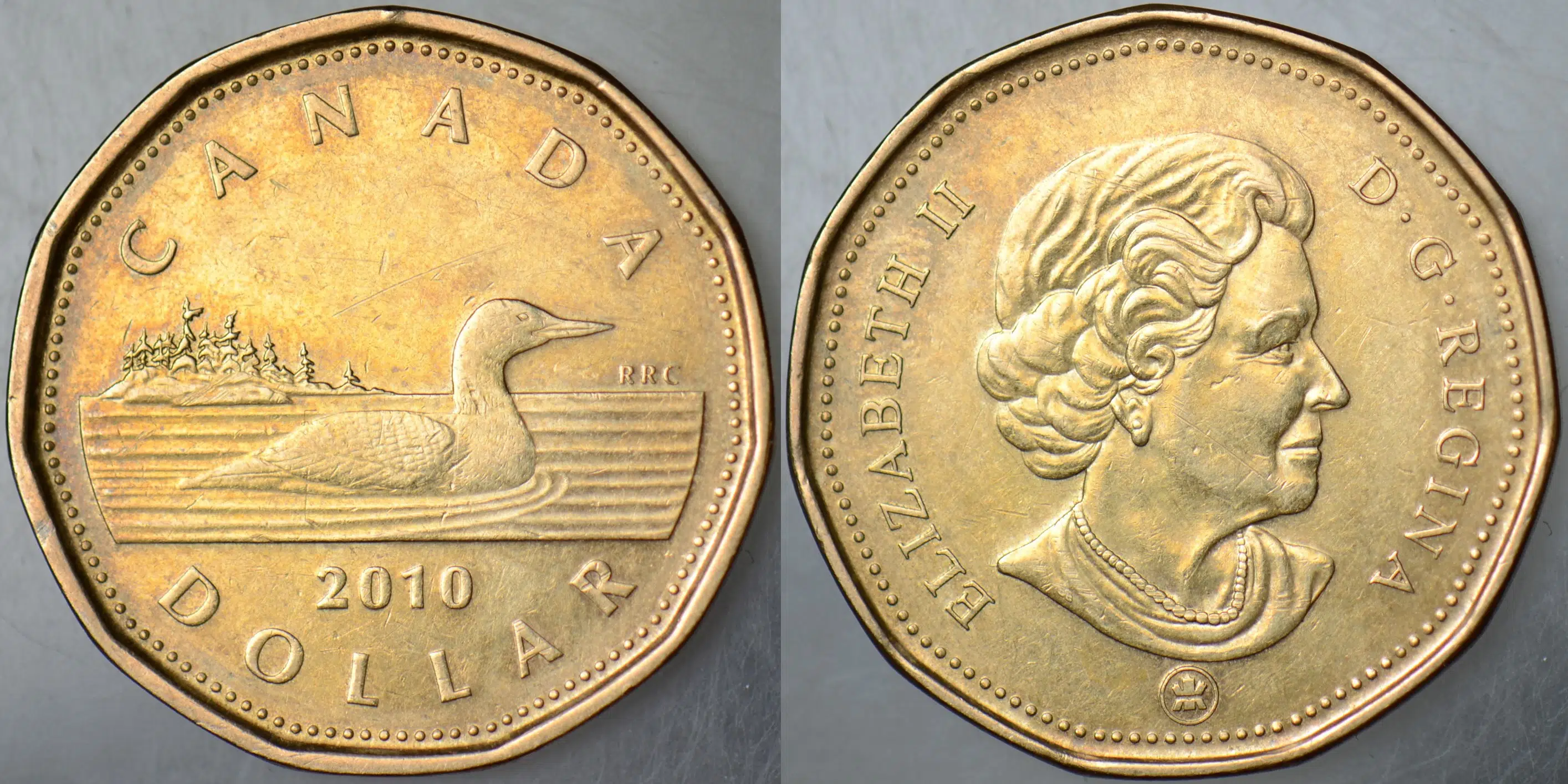 KANADA 1 DOLAR 2010 KRALİÇE II. ELİZABETH 26,5 mm.