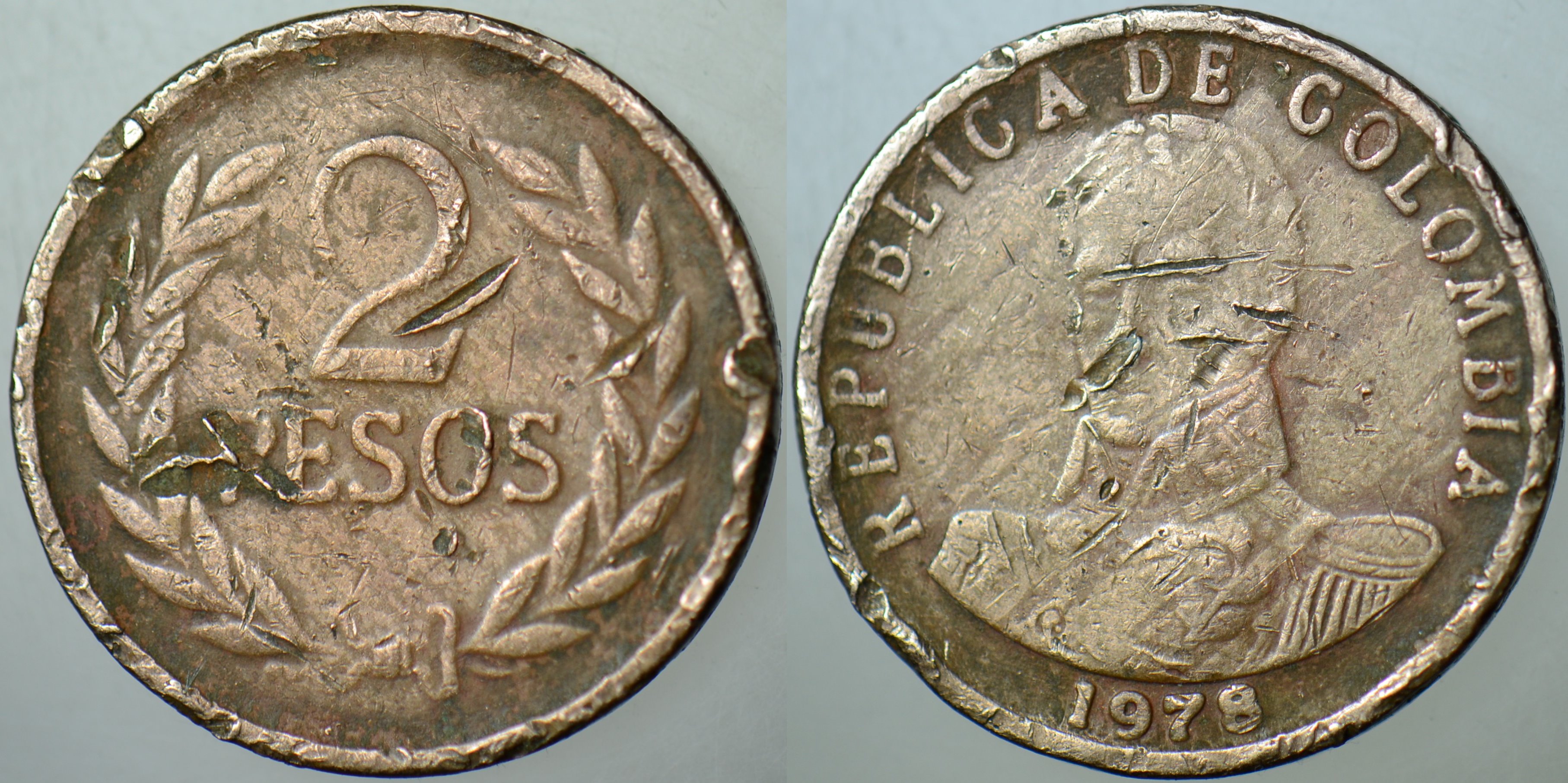 KOLOMBİYA 2 PESO 1978 SİMON BOLİVAR PORTRELİ. 24,5 mm HALİYLE