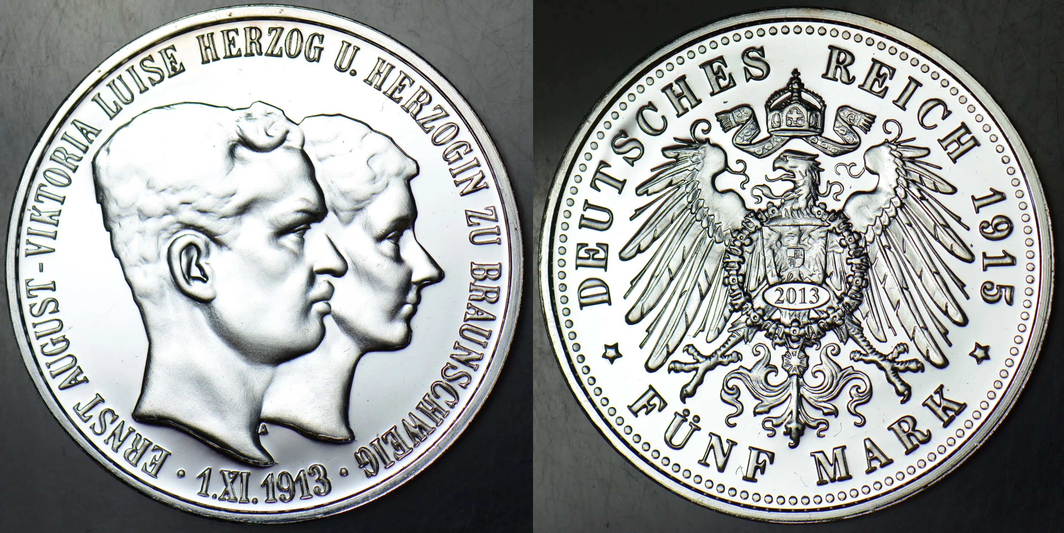 REPLİKA ALMANYA-BRAUNSCHWEIG 5 MARK 1915 ÇOK NADİR PARANIN 2013 TARİHLİ KOPYASI. GÜMÜŞ KAPLAMA 33 mm. ÇİL.