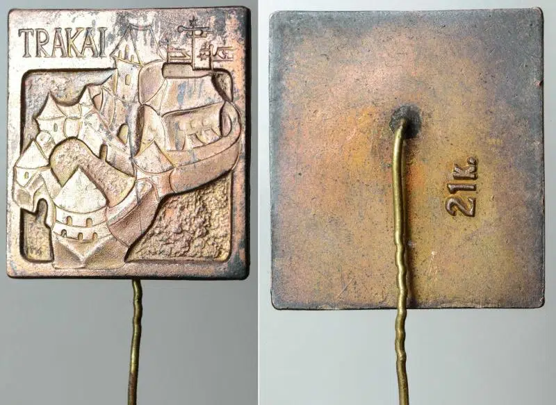 SOVYETLER BİRLİĞİ DÖNEMİ - LİTVANYA TRAKAI ADASI VE KALESİ BRONZ ESKİ ROZET-PİN. 28x25 mm. USSR.